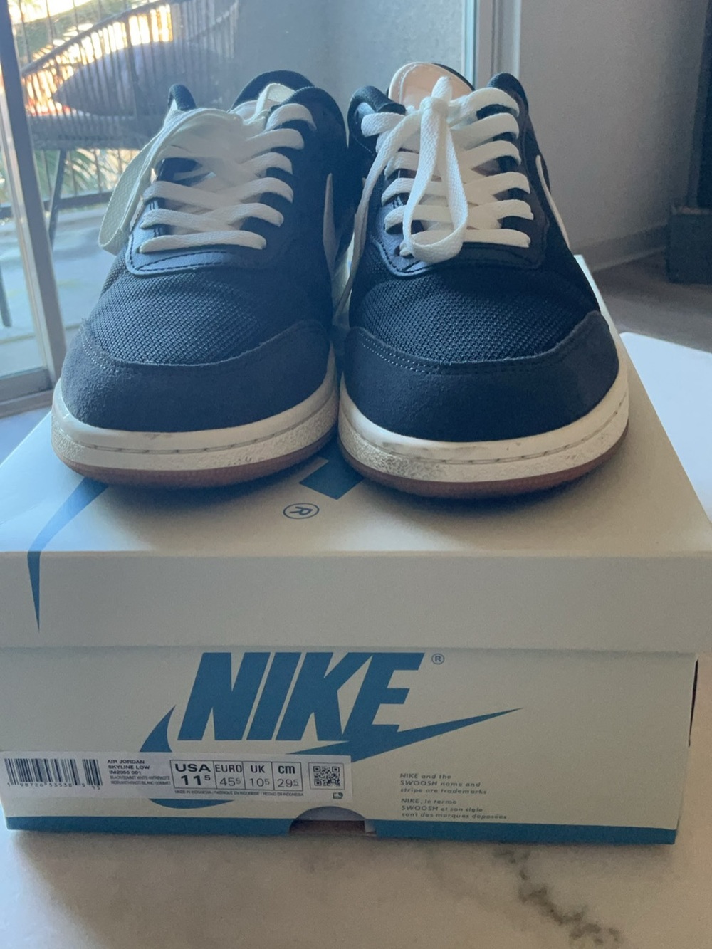 Jordan Men’s Black & White Low-Top Sneakers